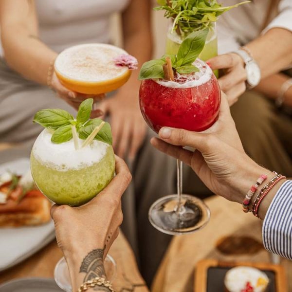 Boissons fraîches en terrasse Le Mirage Bormes les Mimosas